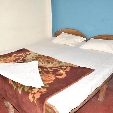 Om Rest House Ξενοδοχείο Βαρανάσι Εξωτερικό φωτογραφία