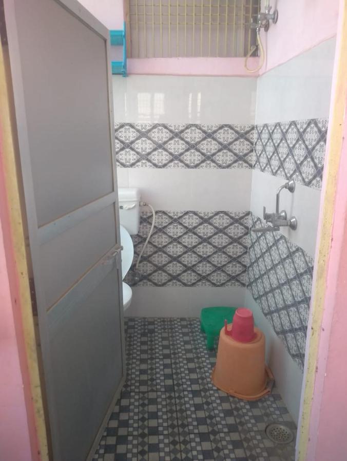 Om Rest House Ξενοδοχείο Βαρανάσι Εξωτερικό φωτογραφία