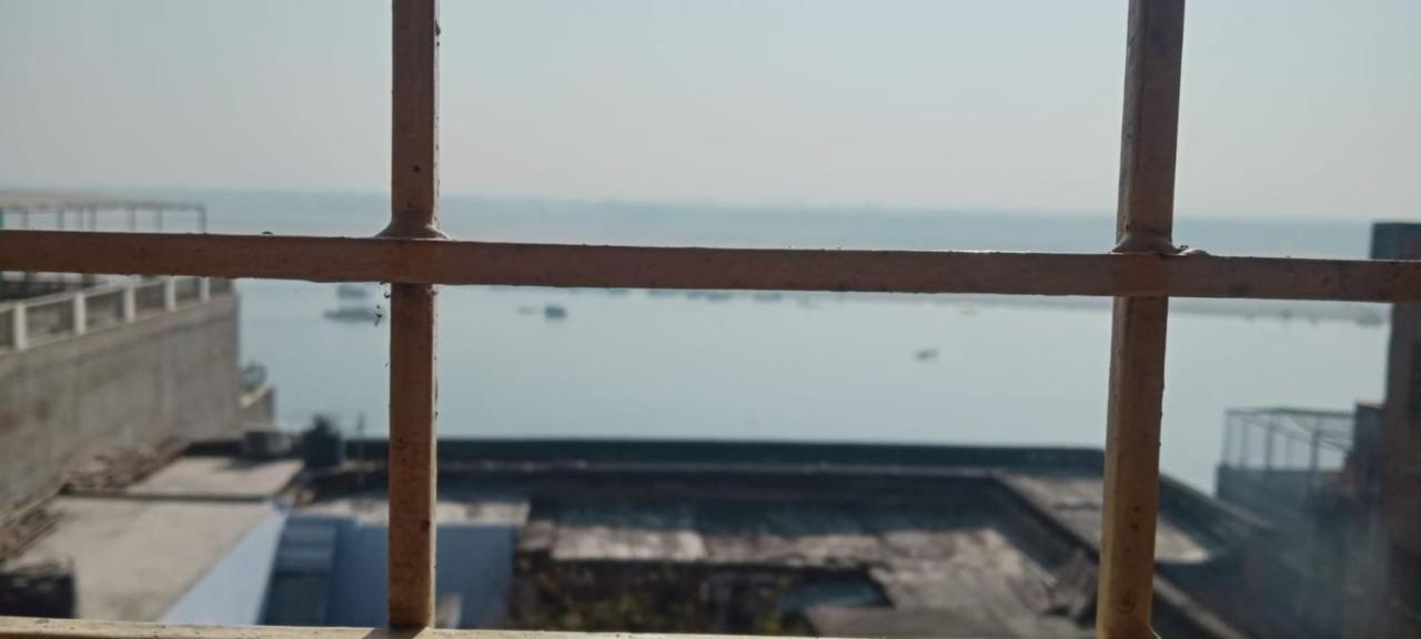 Om Rest House Ξενοδοχείο Βαρανάσι Εξωτερικό φωτογραφία
