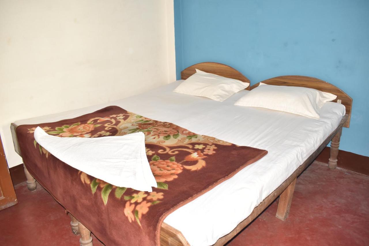 Om Rest House Ξενοδοχείο Βαρανάσι Εξωτερικό φωτογραφία